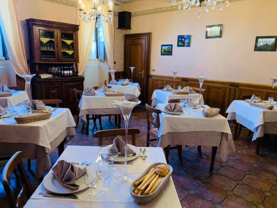 Agriturismo Cascina Smeralda Villa Pontestura ภายนอก รูปภาพ